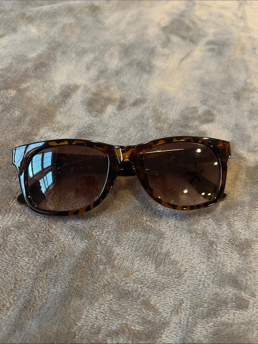 Tortoiseshell Women's Sunglasses - Brown Lenses